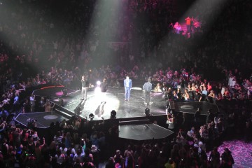 98 Degrees on stage at Air Canada Centre