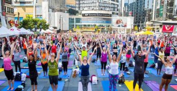 Inspiring Yoga Classes In Toronto That Take Place Outside The Studio