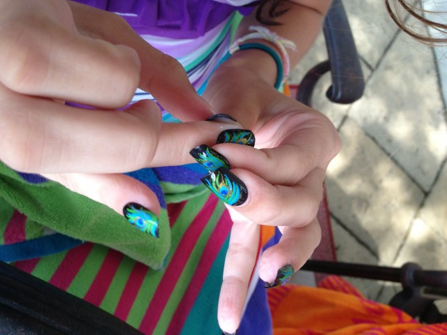 Nailing Easy Summer Style - UrbanMoms