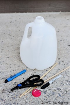 Milk Jug Bird Feeder - UrbanMoms