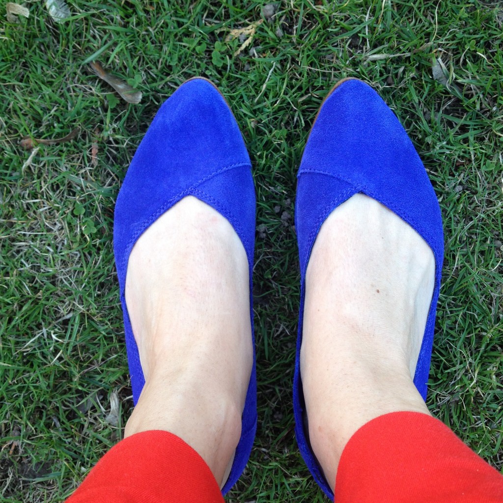 Spring Style With TOMS - UrbanMoms