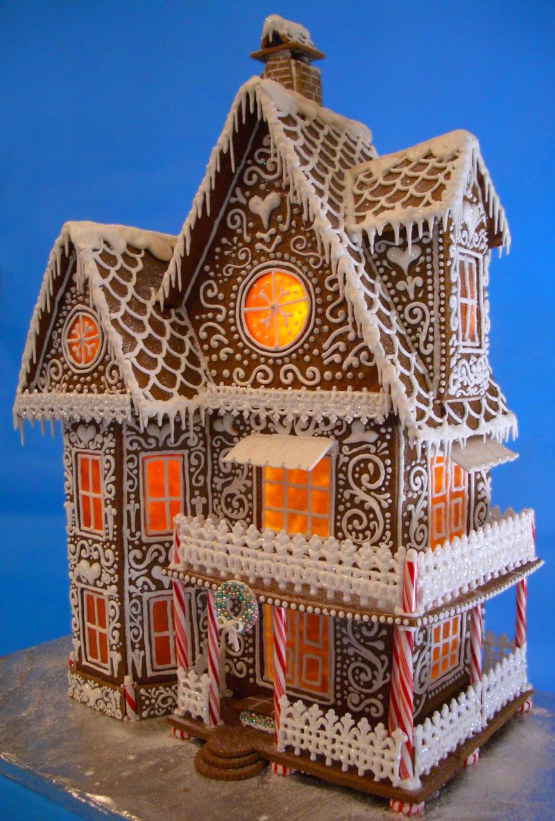 10 Jaw-Dropping Gingerbread Houses You Must See - UrbanMoms