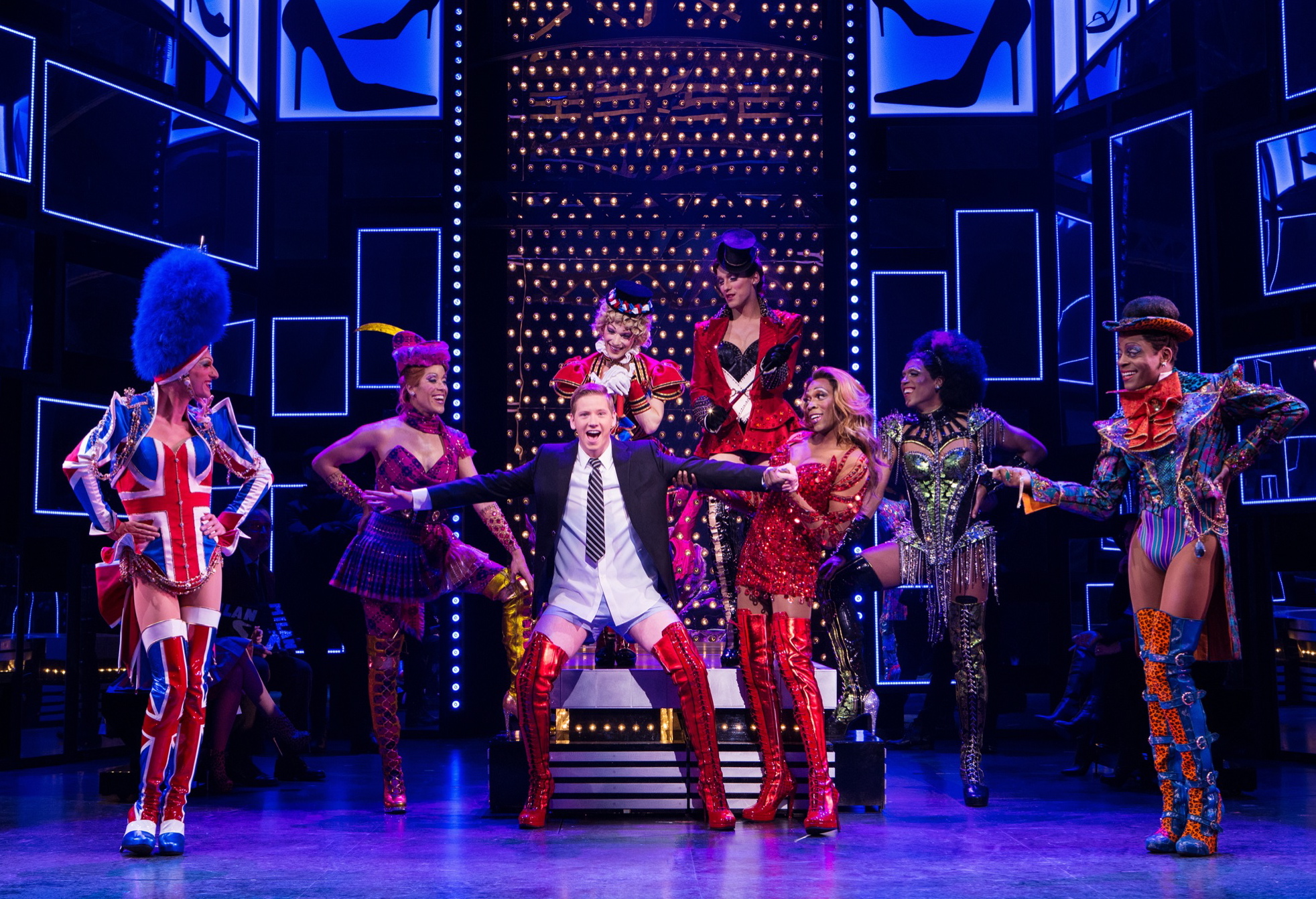 Kinky Boots Musical Has Us Hot On Our Heels! - UrbanMoms - 1964 x 1343 jpeg 1318kB