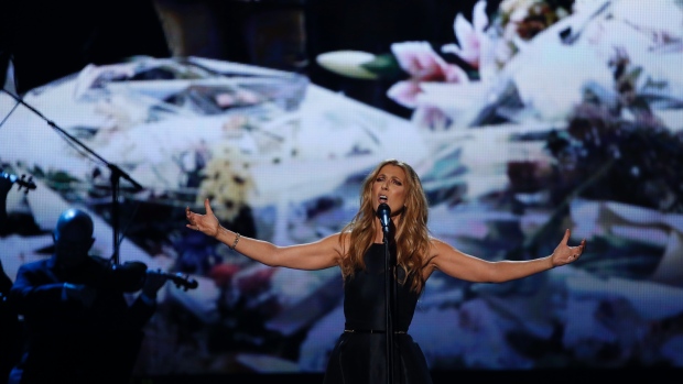 celine dion, ama, american music awards, celebrity moms