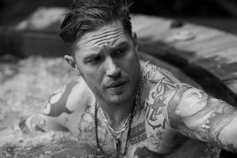 tom-hardy-opens-up-about-why-he-quit-suicide-squad-that-s-his-not-thrilled-face-presum-390229 (1)