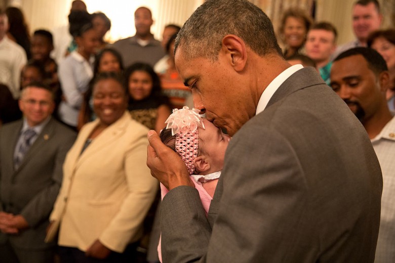 Pictures-President-Obama-Babies02