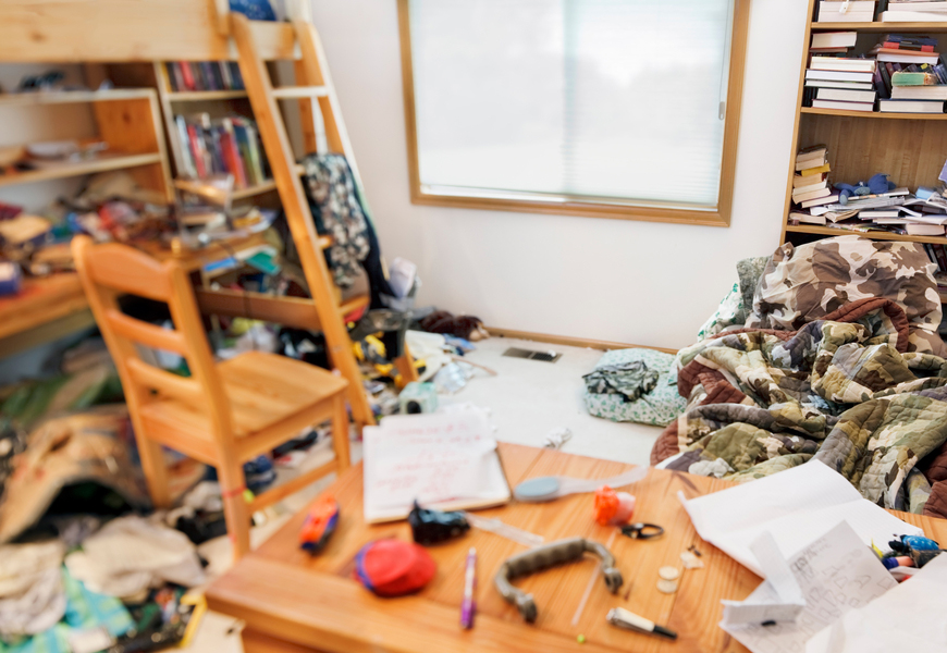 Your Teen S Messy Bedroom Isn T A Problem It S Art Urbanmoms